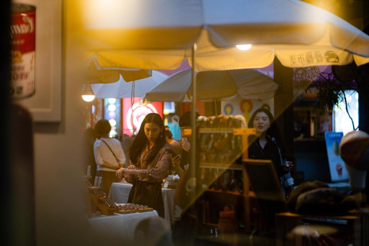Dope Hostel Taichung Dış mekan fotoğraf